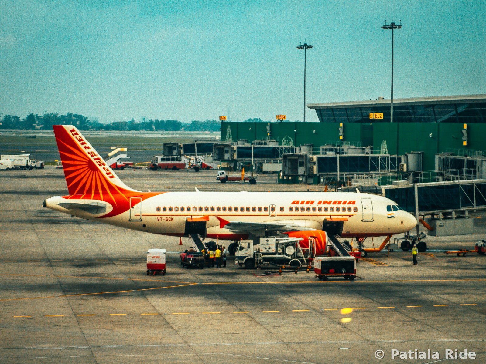 Delhi Airport taxi from Patiala
